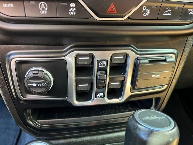 2021 Jeep Gladiator Overland