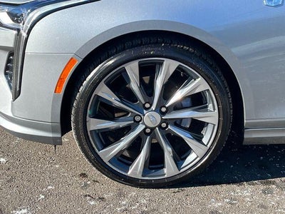 2024 Cadillac CT4 Luxury