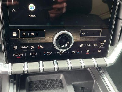 2024 GMC Acadia Elevation