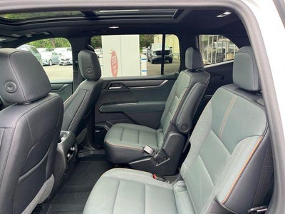 2024 GMC Acadia AT4