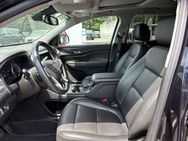2022 GMC Acadia SLT