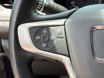 2022 GMC Acadia SLT