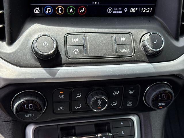 2022 GMC Acadia SLT