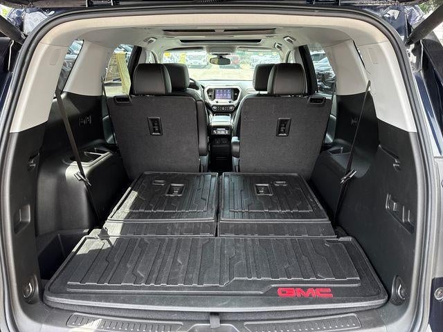 2022 GMC Acadia SLT
