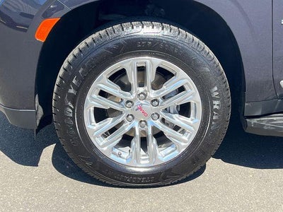 2023 GMC Yukon SLT