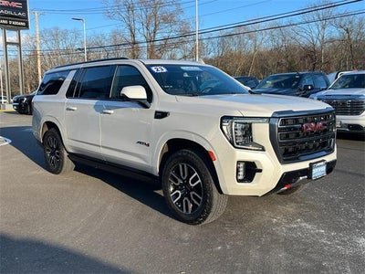 2023 GMC Yukon XL AT4