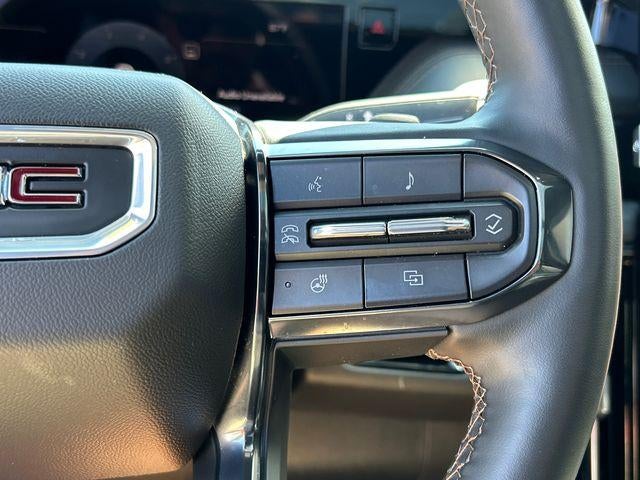 2025 GMC Yukon XL AT4