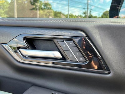 2025 GMC Yukon XL AT4