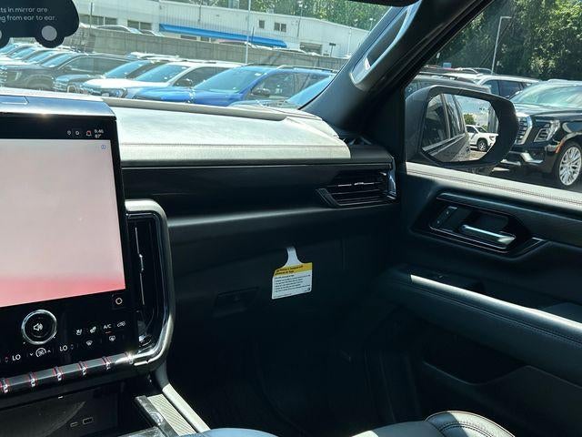 2025 GMC Yukon XL AT4