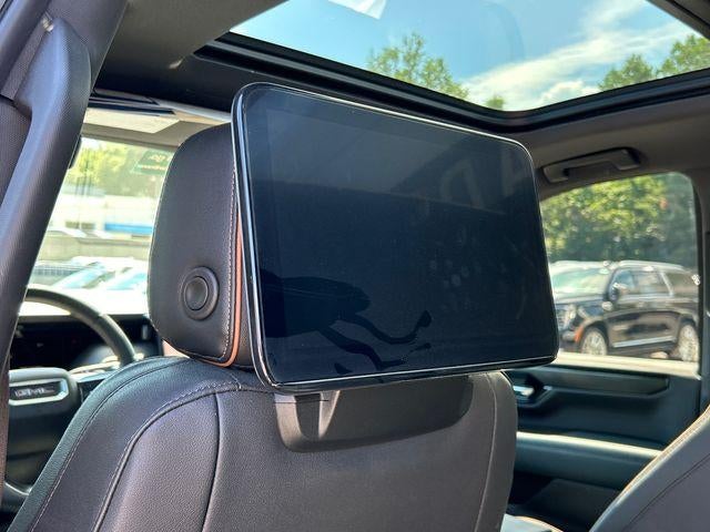 2025 GMC Yukon XL AT4