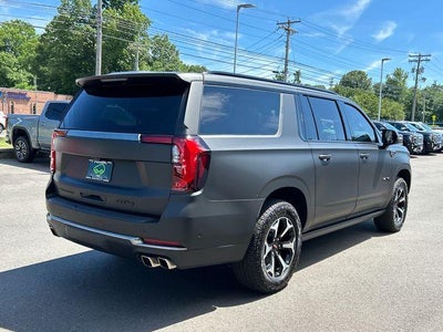 2025 GMC Yukon XL AT4