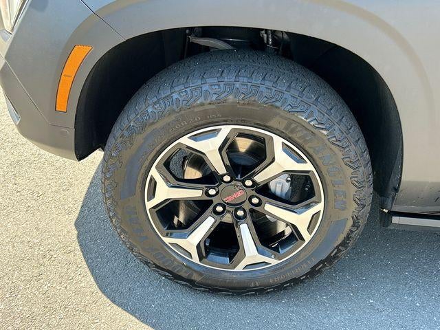 2025 GMC Yukon XL AT4