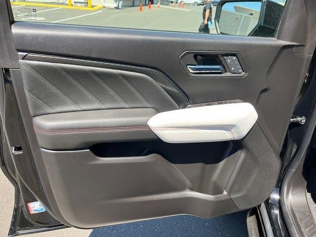2023 GMC Canyon AT4X