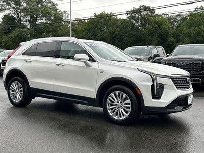 2024 Cadillac XT4 Luxury
