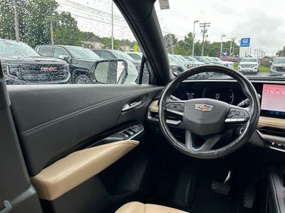 2024 Cadillac XT4 Luxury