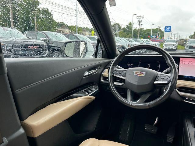 2024 Cadillac XT4 Luxury