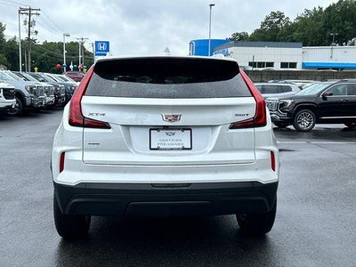 2024 Cadillac XT4 Luxury