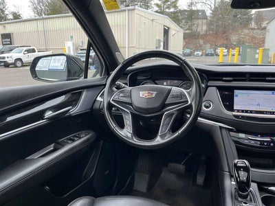 2022 Cadillac XT5 Premium Luxury
