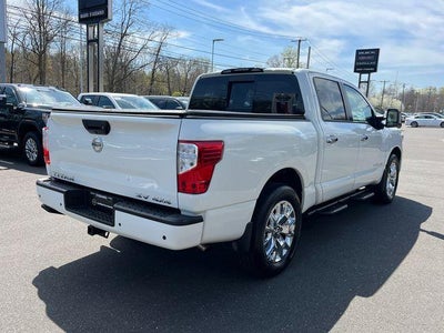 2021 Nissan Titan SV