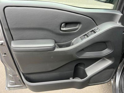 2025 Nissan Frontier S