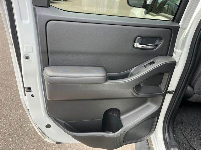 2023 Nissan Frontier Crew Cab SV 4x4