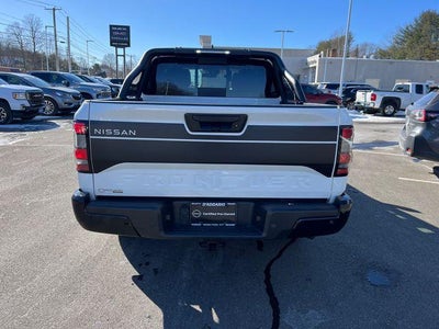 2024 Nissan Frontier SV