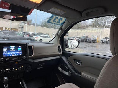 2023 Nissan Frontier SV