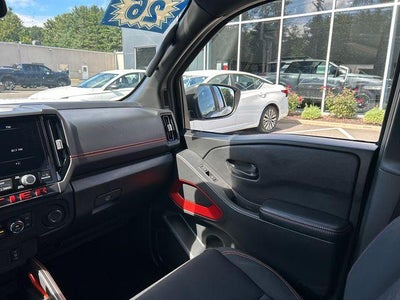 2026 Nissan Frontier Crew Cab PRO-4X 4x4