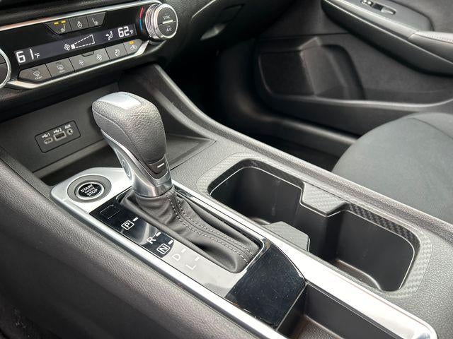 2023 Nissan Sentra SV Xtronic CVT