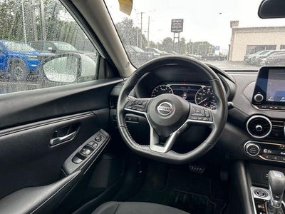 2023 Nissan Sentra SV Xtronic CVT