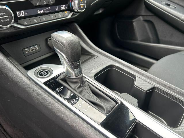 2023 Nissan Sentra SV Xtronic CVT