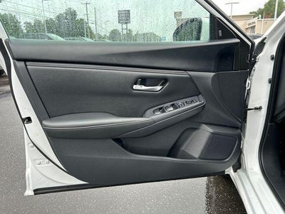 2023 Nissan Sentra SV Xtronic CVT