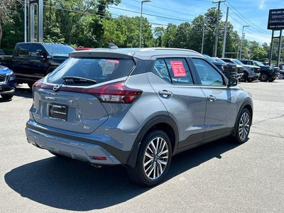2023 Nissan Kicks SV Xtronic CVT