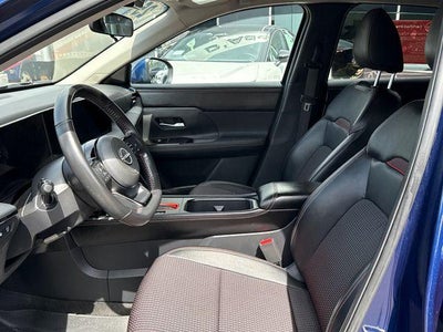 2025 Nissan Kicks SR FWD