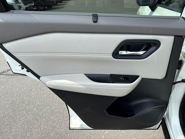 2023 Nissan Rogue SL Intelligent AWD