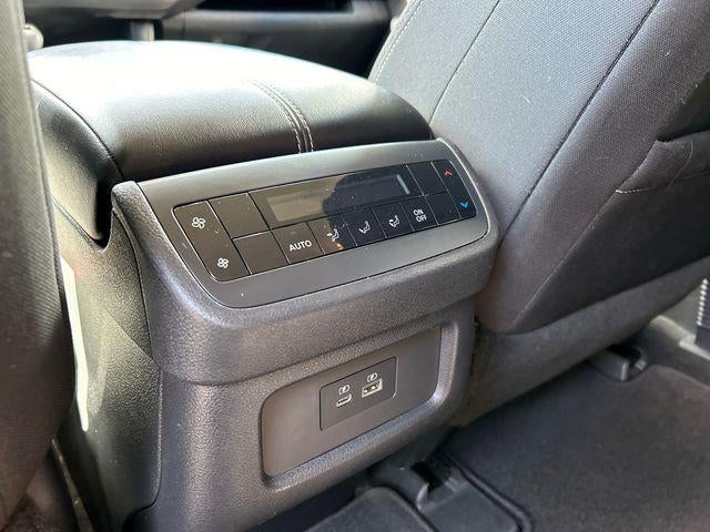 2022 Nissan Pathfinder SV 4WD