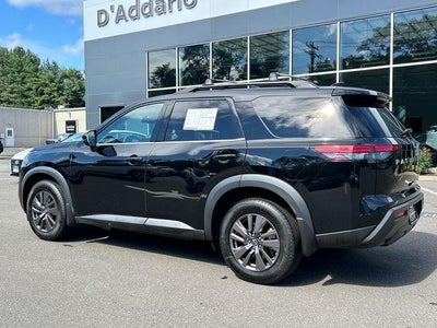 2022 Nissan Pathfinder SV 4WD