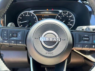 2023 Nissan Pathfinder SL