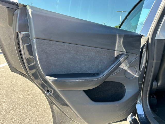 2025 Tesla Model Y Long Range
