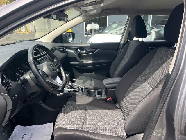 2022 Nissan Rogue Sport SV