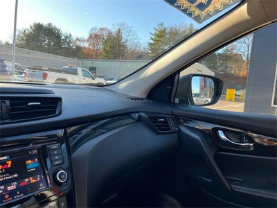 2022 Nissan Rogue Sport SV