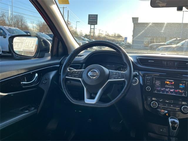 2022 Nissan Rogue Sport SV