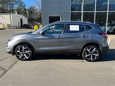 2022 Nissan Rogue Sport SL