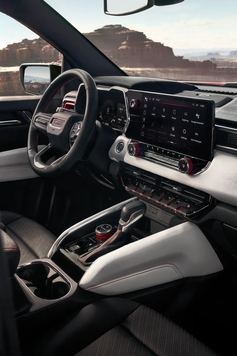 2026 GMC Canyon infotainment system at Mario D'Addario Buick GMC in SHELTON CT